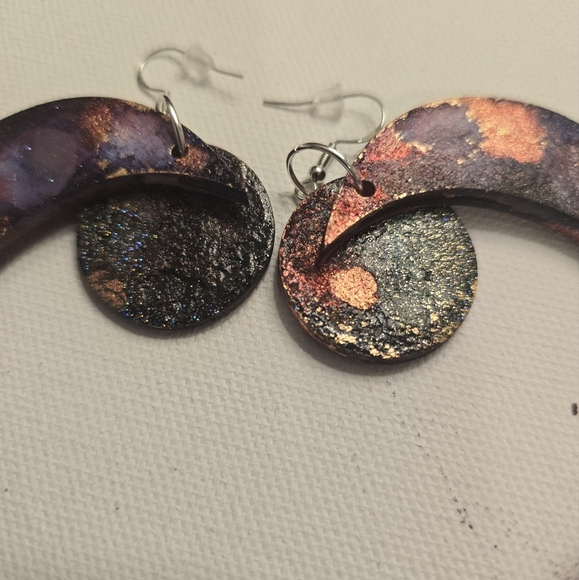 HANDCRAFTED Wood Crecent Moon Pierced Earrings HANDPAINTED ARTISAN Jewelry - Picture 9 of 16